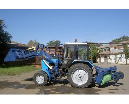 Машина уборочно-погрузочная на базе трактора МТЗ Беларус 80.1